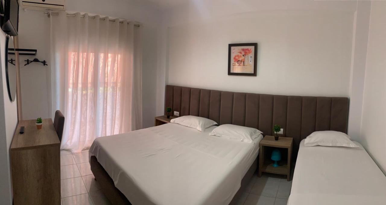 Marble Villa Ксамил Екстериор снимка