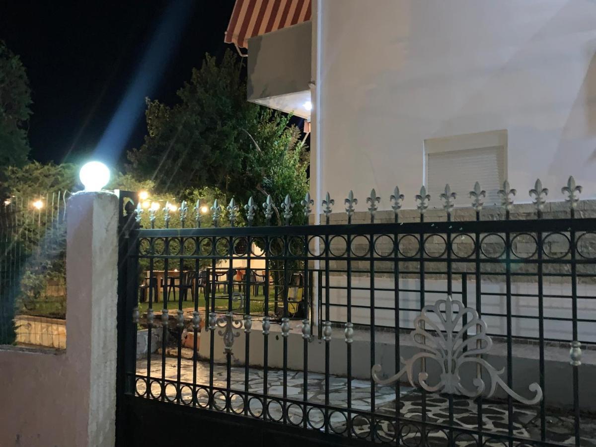 Marble Villa Ксамил Екстериор снимка